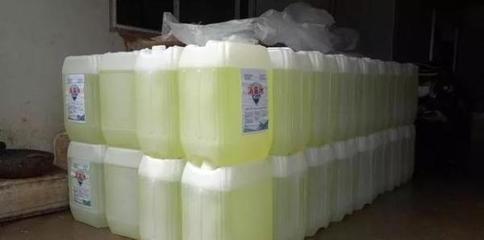 近20噸流入市場！廣西洗滌劑廠違規勾兌消毒液遭查處