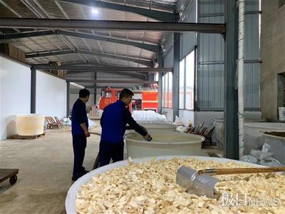 36噸泡菜遭遇斷水危機，消防10噸馳援保生產